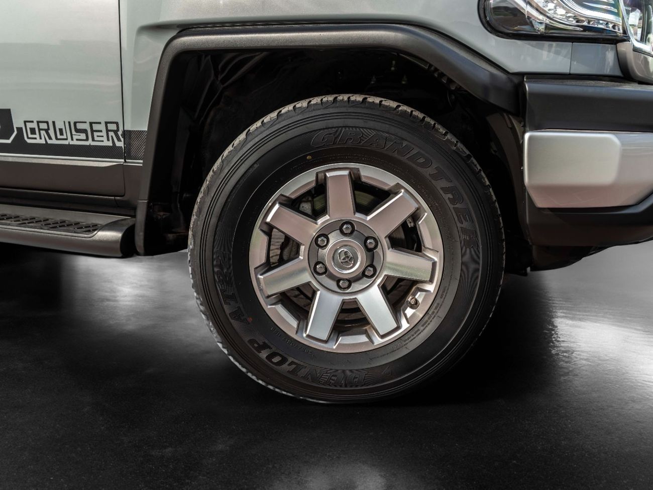 Toyota FJ Cruiser GXR 4.0L A/T