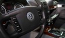 Volkswagen Touareg GCC - SUPER CLEAN - WARRANTY - FIRST OWNER