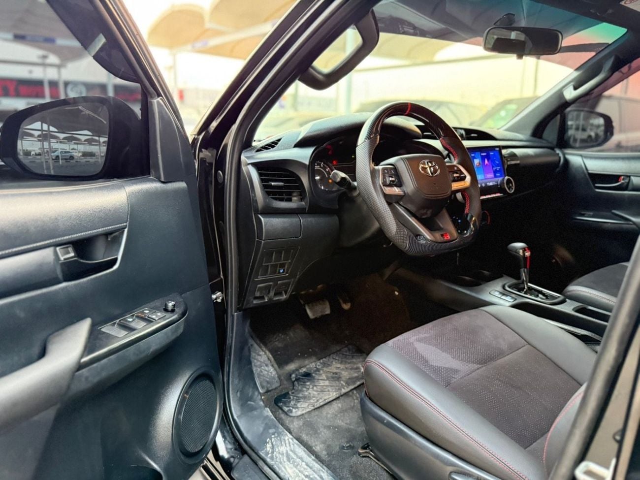 Toyota Hilux ADVENTURE GR Sport 4.0L