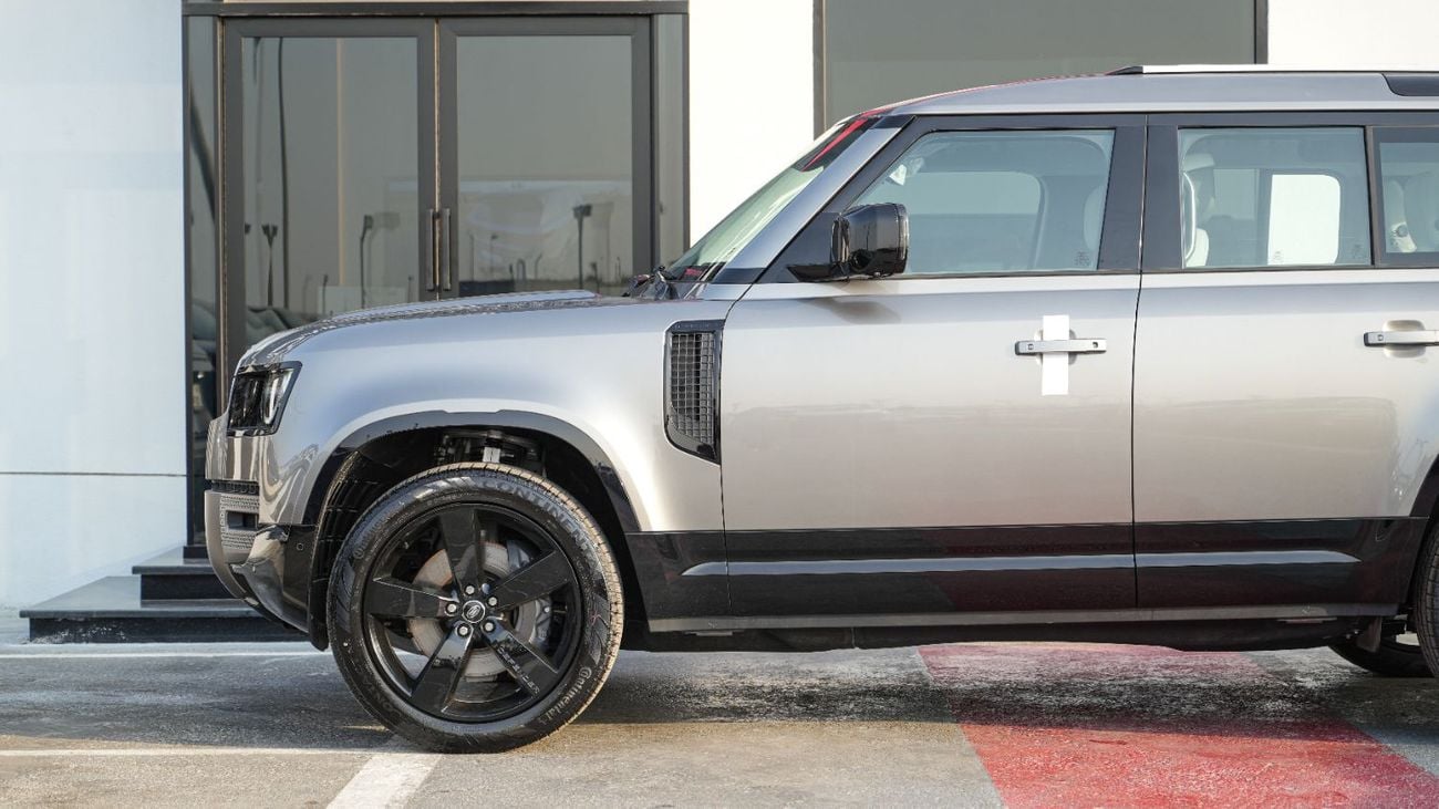 Land Rover Defender P400 110 X-Dynamic HSE 3.0L (7 Seater) 2025 MY EXPORT PRICE