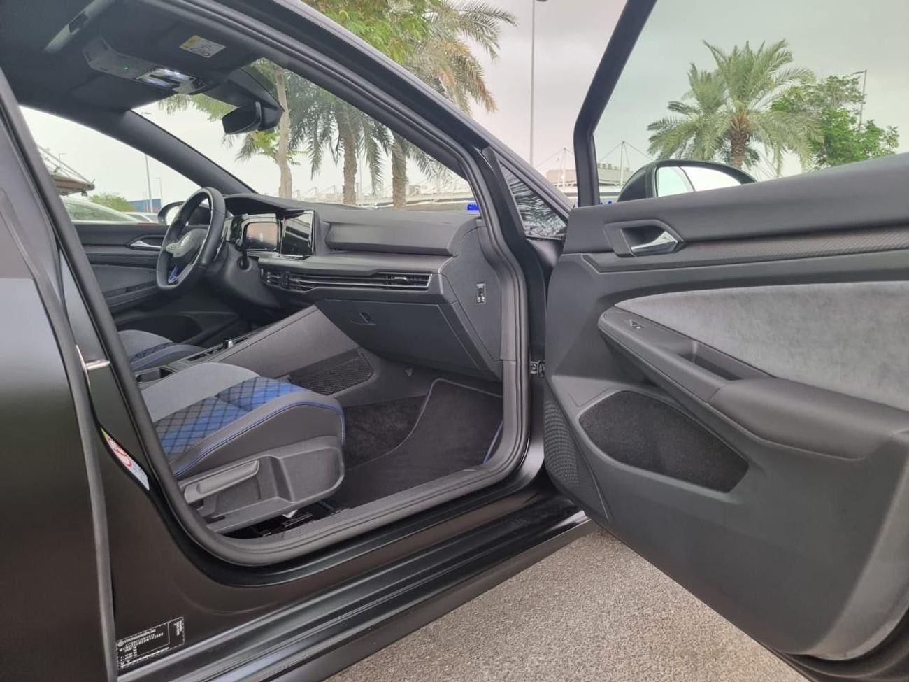 Volkswagen Golf GERMAN SPEC BRAND NEW