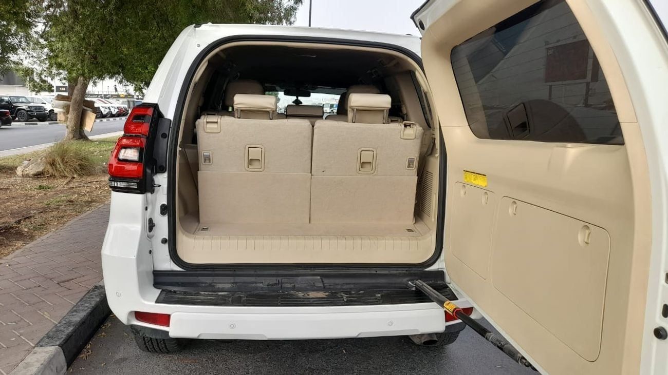 Toyota Prado Left hand drive petrol V6 Auto hydraulic suspension facelifted original car