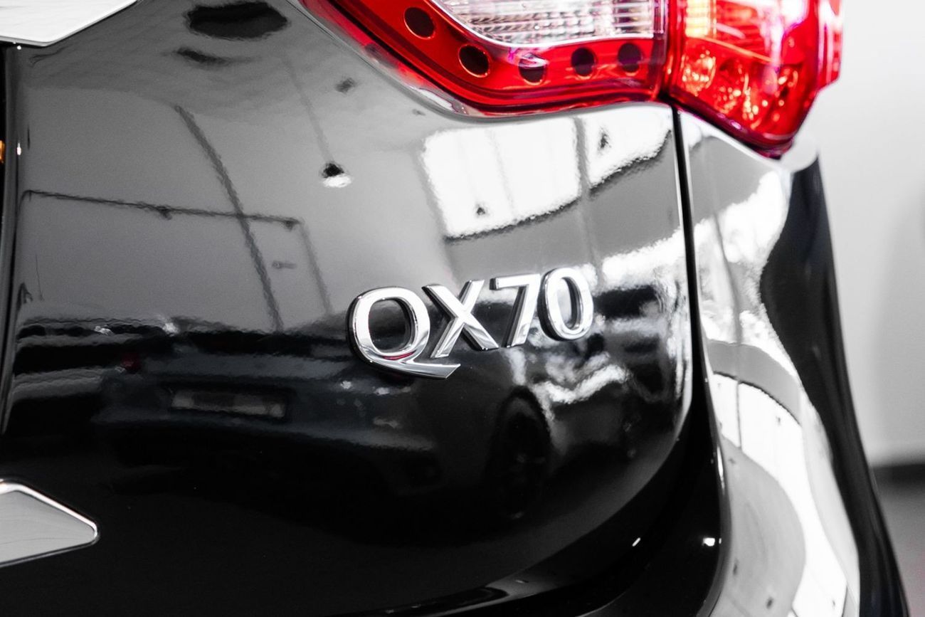 Infiniti QX70 Luxury
