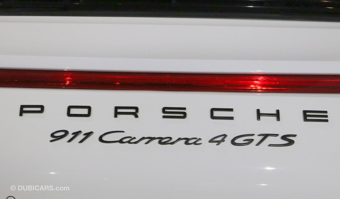 Porsche 911 GTS Carrera 4