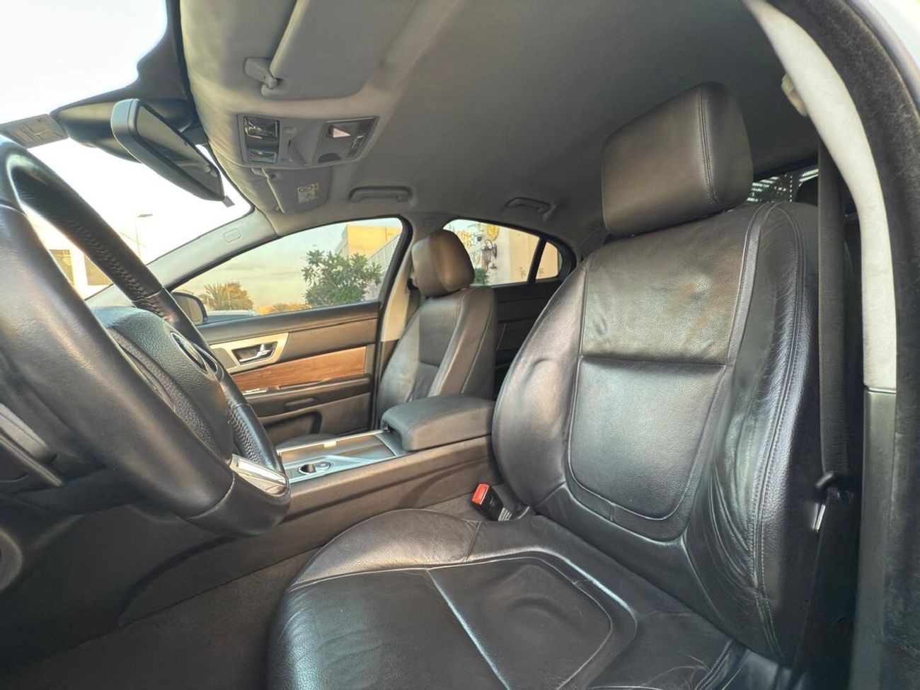 جاكوار XF Premium Luxury 3.0L