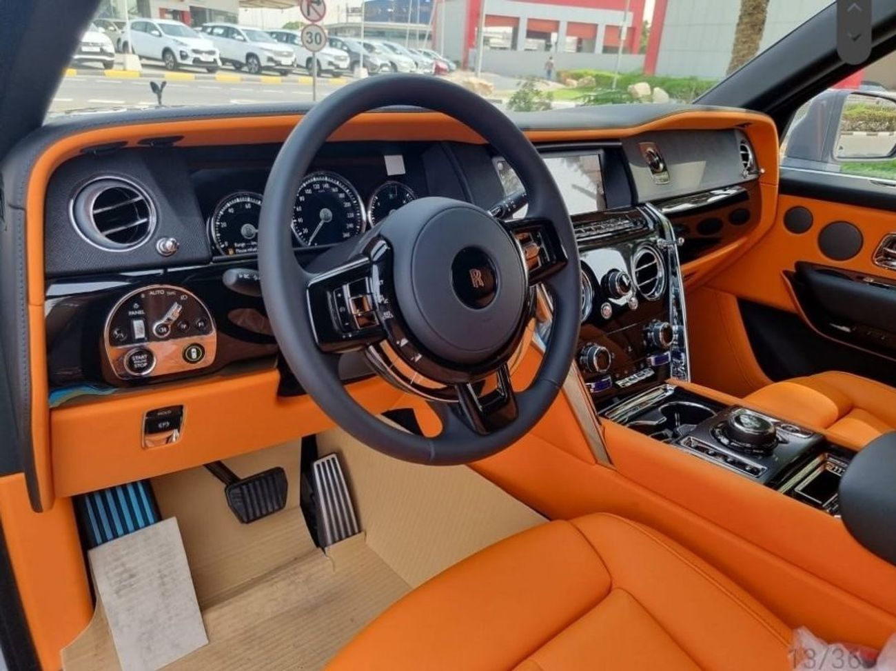 Rolls-Royce Cullinan VIP 2023 ORANGE INTERIOR