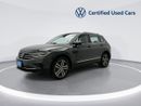 فولكس واجن تيجوان ELEGANCE 2.0L | Panoramic Sunroof with Leather Seats | VW Certified | GCC Specs | Showroom Co