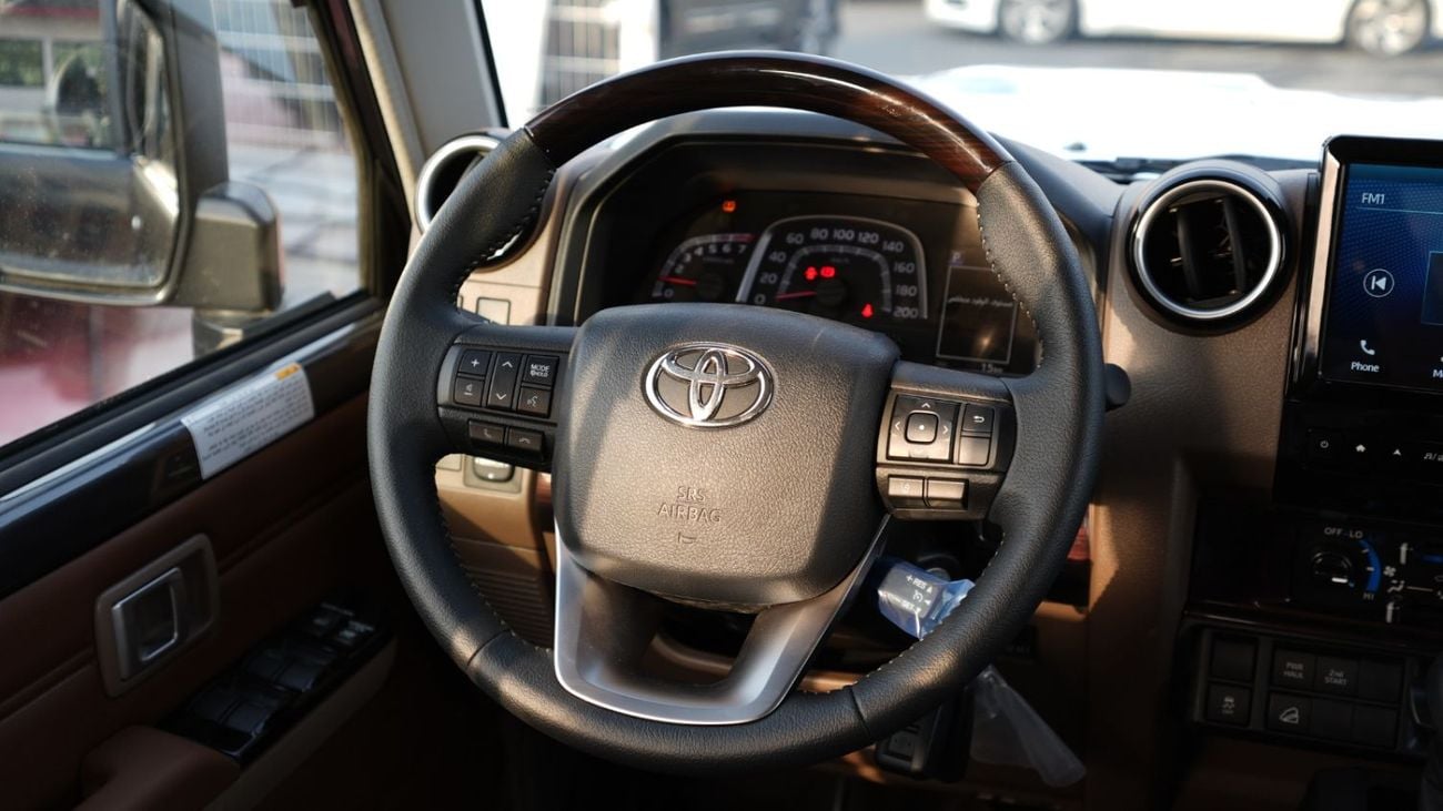 Toyota Land Cruiser Pick Up TOYOTA LC PICKUP DOUBLE CABIN 4.0L V6 AUTOMATIC TRANMISSION MODEL 2025 FULL OPTION 40TH ANNIVERSARY