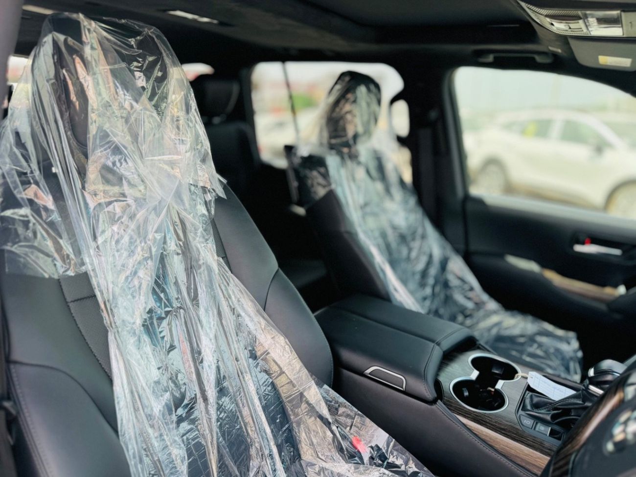 تويوتا لاند كروزر TOYOTA LAND CRUISER VXR TWIN-TURBO RIGHT HAND DRIVE DIESEL