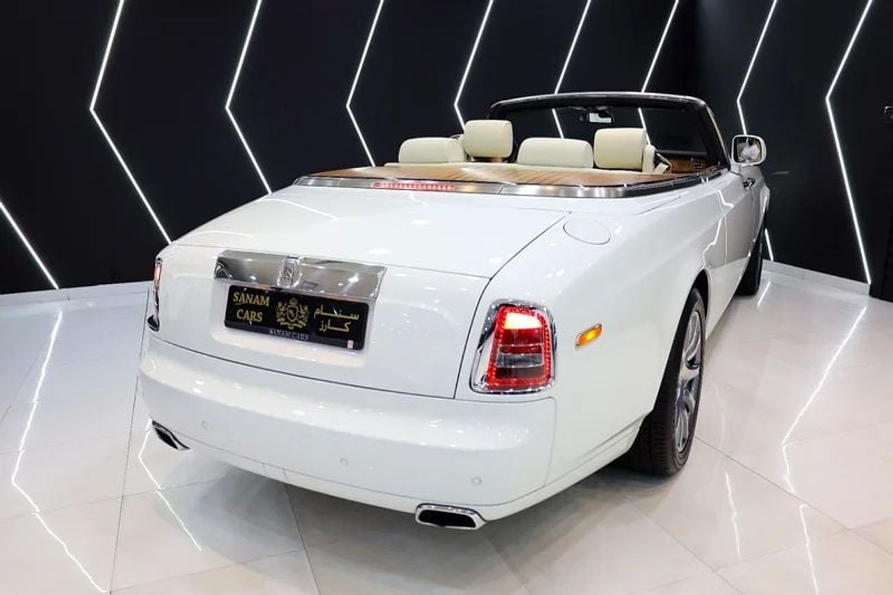 Rolls Royce Phantom COUPE DROPHEAD 2013 Rolls-Royce Phantom Drophead, Brushed Stainless-Steel Bonnet, Teak Yacht Deck, GCC Specs!!