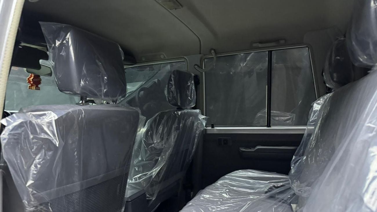 Toyota Land Cruiser Pick Up RIGHT HAND VEHICLE ONLY FOR EXPORT 4.5L