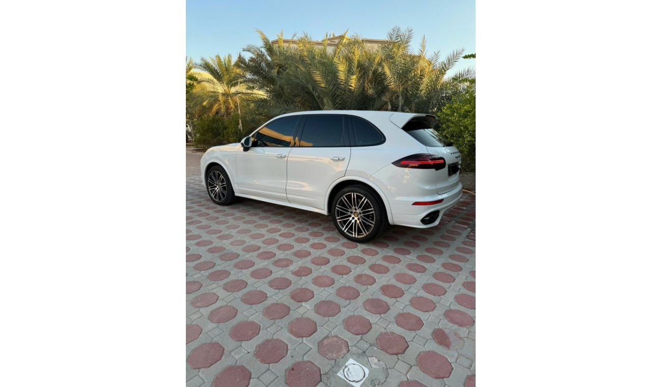 Porsche Cayenne GTS