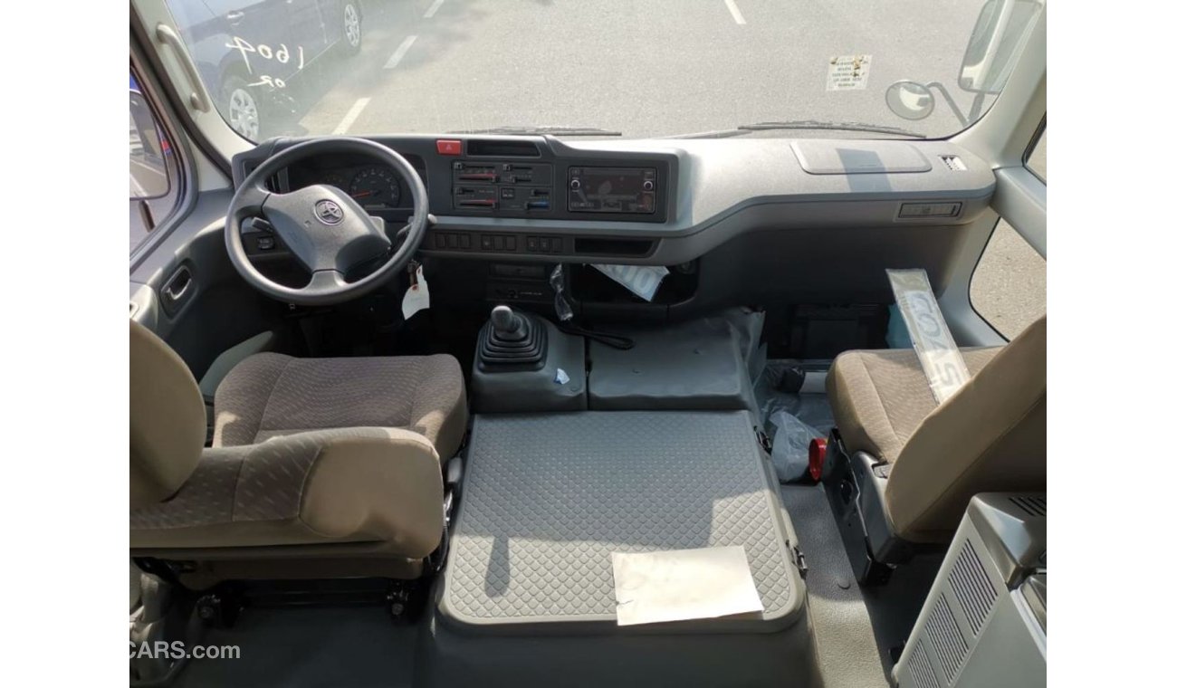 تويوتا كوستر Coaster 4.2L Diesel 22 Seats | Fridge + Auto Door + Rear Storage | 22 Seats | Diesel | Export Only
