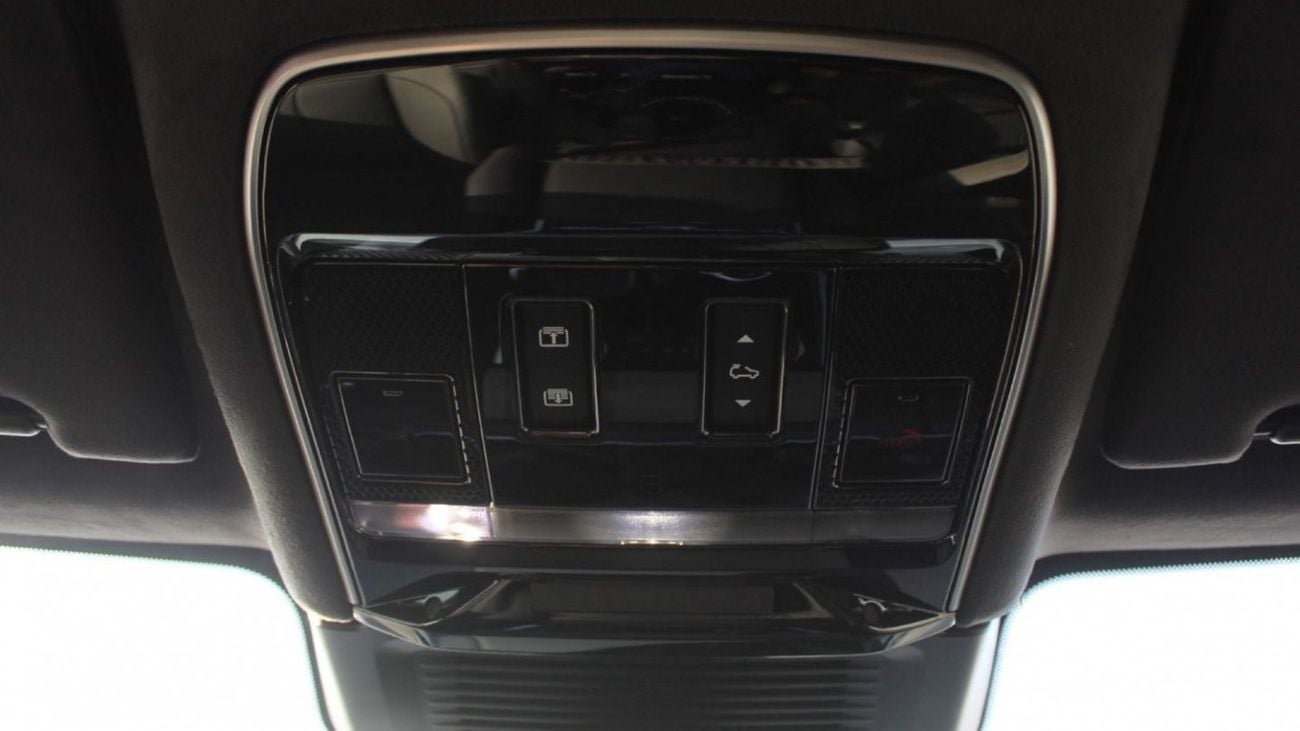 Land Rover Range Rover Sport 3.0L P400 PETROL (+10% FOR LOCAL REGISTRATION)