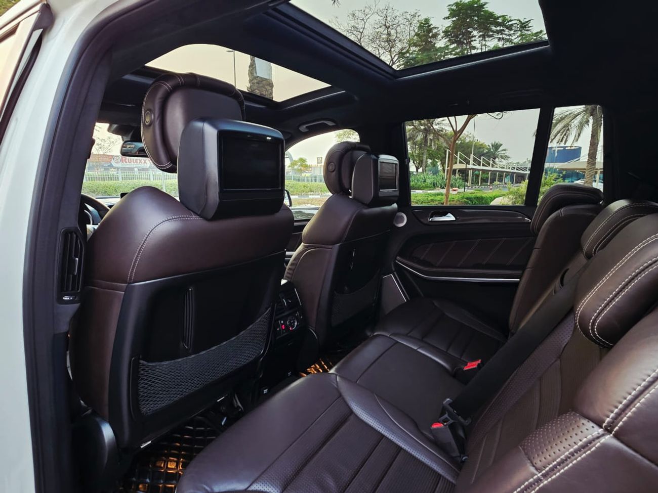 Mercedes-Benz GLS 63 GLS 63 AMG 2016 GCC FULL OPTION SPECIAL OPTIONS WITH CARBON FIBER 2KEY  VERY CLEAN