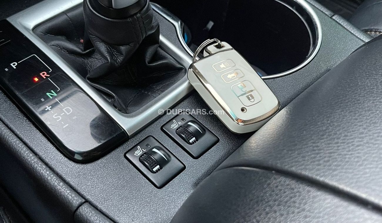 تويوتا هايلاندر 2017 TOYOTA HIGHLANDER  full options XLE 4x4 IMPORTED FROM USA VERY CLEAN CAR INSIDE AND OUT SIDE FO