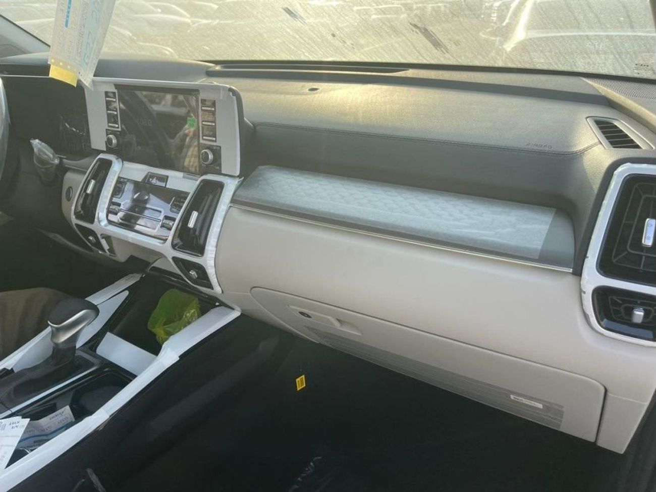 Kia Sorento 2.5L PETROL FULL OPTION 2025