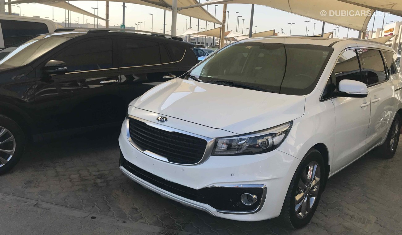 Kia Carnival