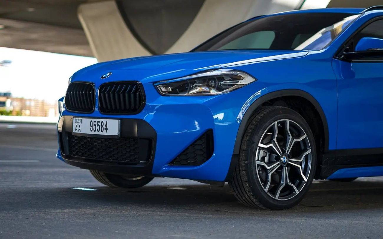BMW X2 28i