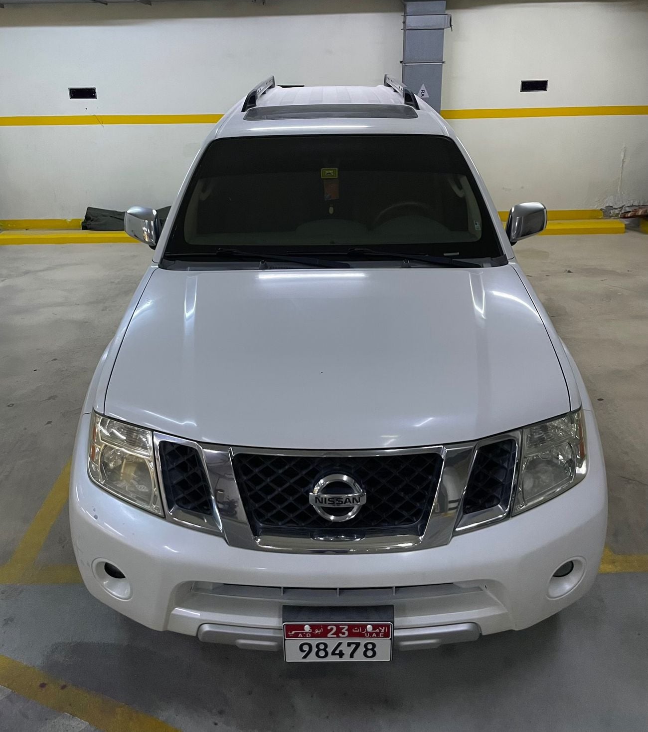 Nissan Pathfinder LE