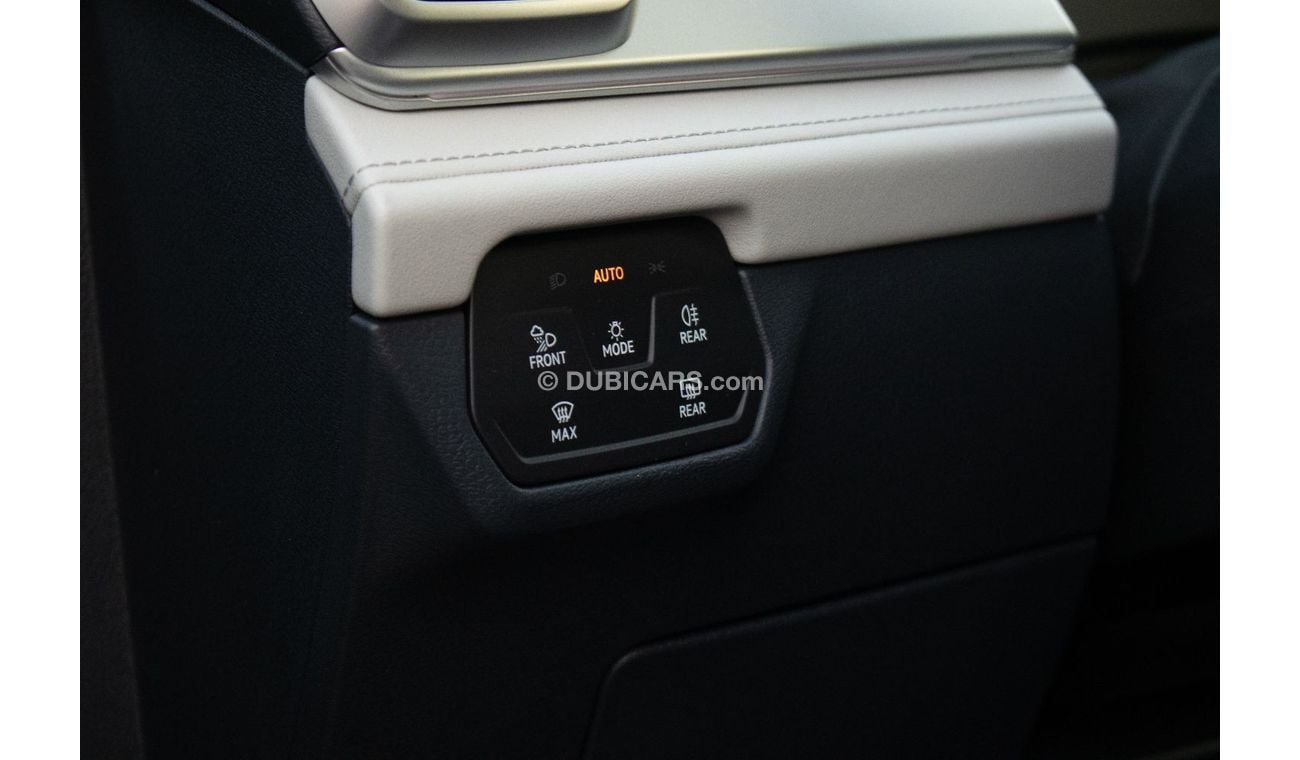 Volkswagen ID.6 VOLKSWAGEN ID.6 CROZZ PRO , WHITE COLOR , 2023