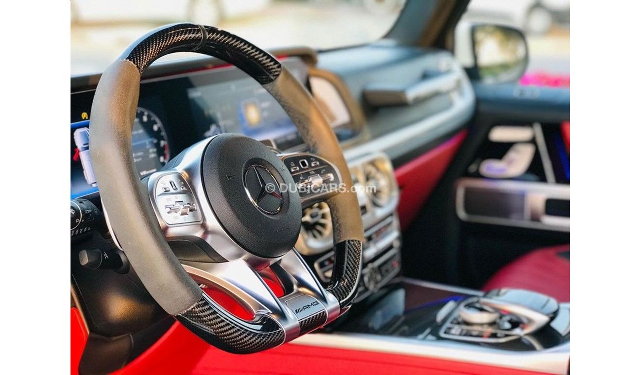 Mercedes-Benz G 63 AMG Pearl White