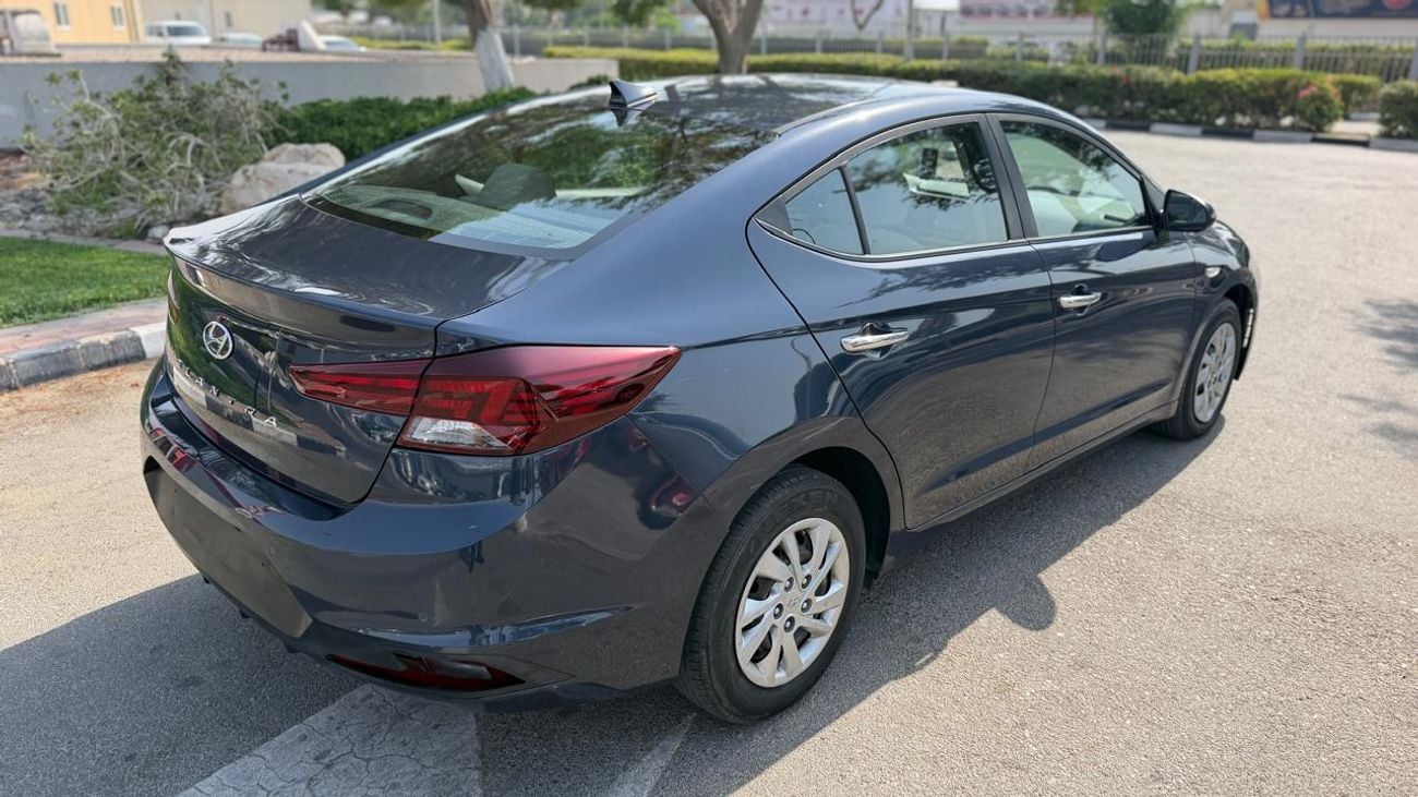 Hyundai Elantra GL