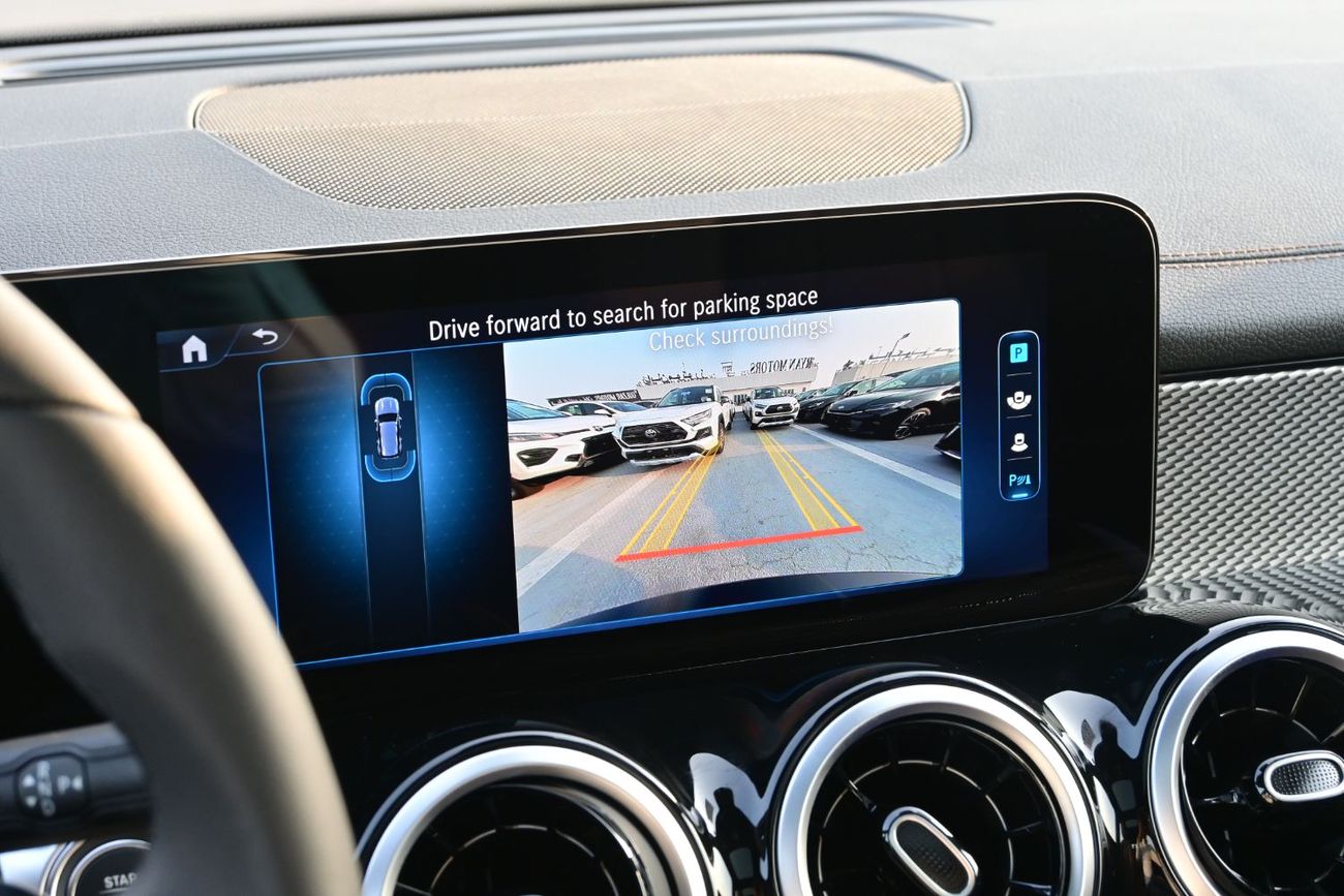 Mercedes-Benz GLB 200 Mercedes-Benz GLB 1.3L Turbo, FWD, Model 2025 Color Black