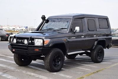 Toyota Land Cruiser 70 Std 4.5L 4WD Hardtop VDJ1 Engine, manual, 3 Doors