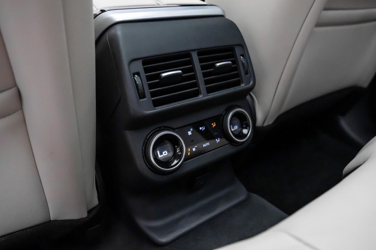 Land Rover Range Rover Velar P250 R-Dynamic SE 2.0L