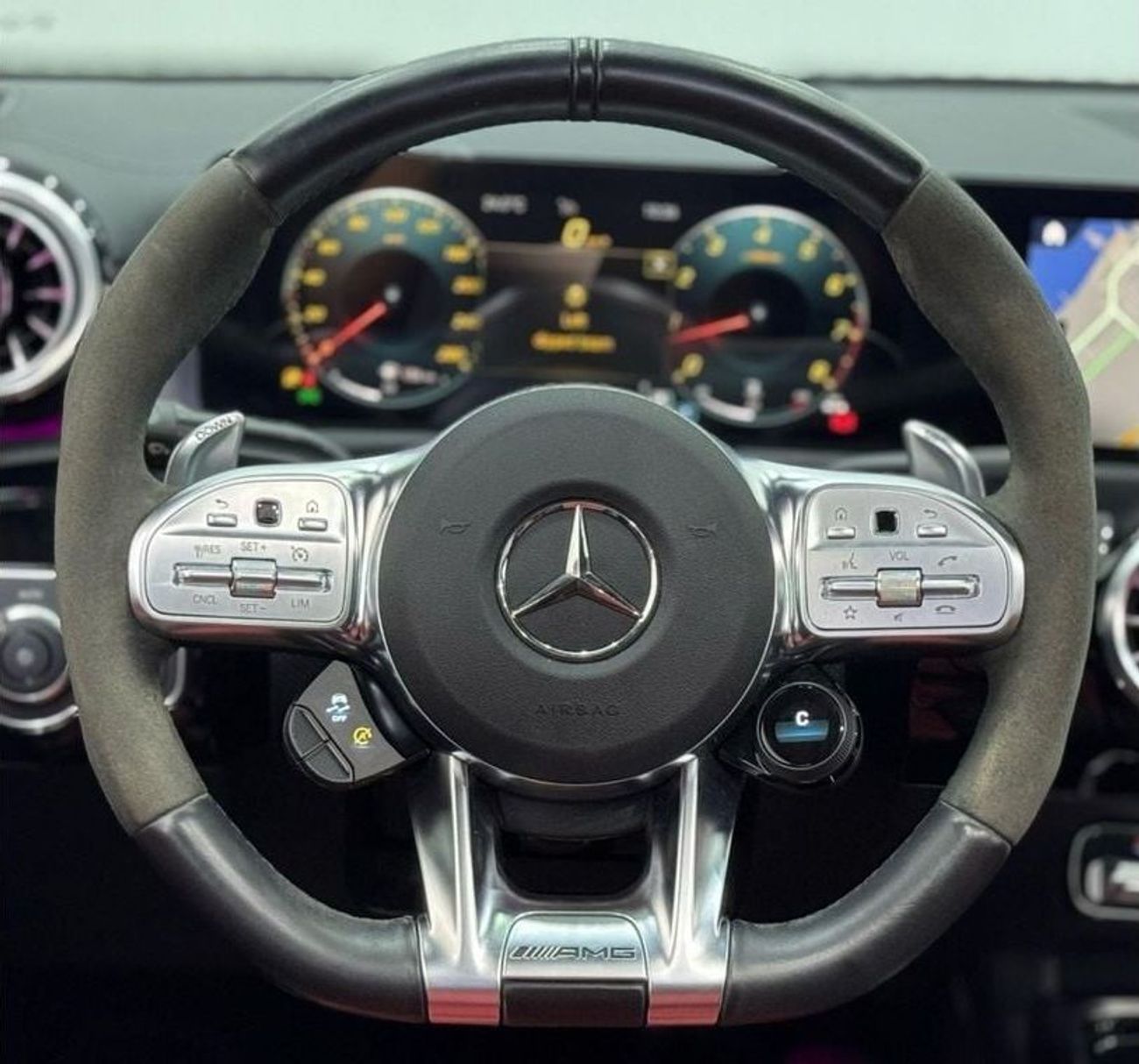 مرسيدس بنز CLA 35 AMG 4MATIC 2023 Mercedes Benz CLA35 AMG 4MATIC Coupe, 2028 Mercedes Warranty + Service Package, Low Kms,