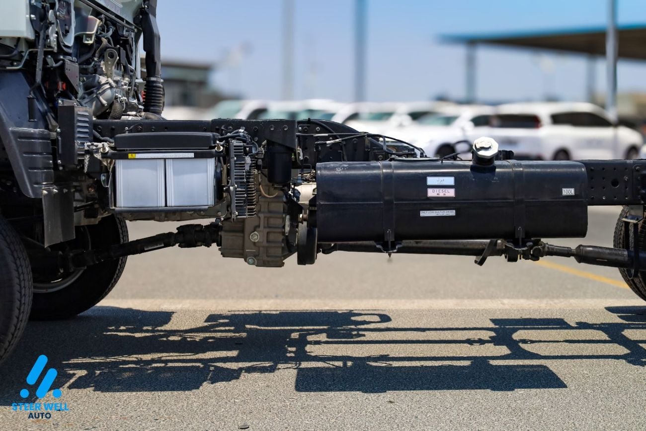 ميتسوبيشي فوسو كانتير GCC | 3.0L turbo DSL | High Wheel Base SC | 4x4 Bare Chassis | Euro 5  | 2026 | Export Only