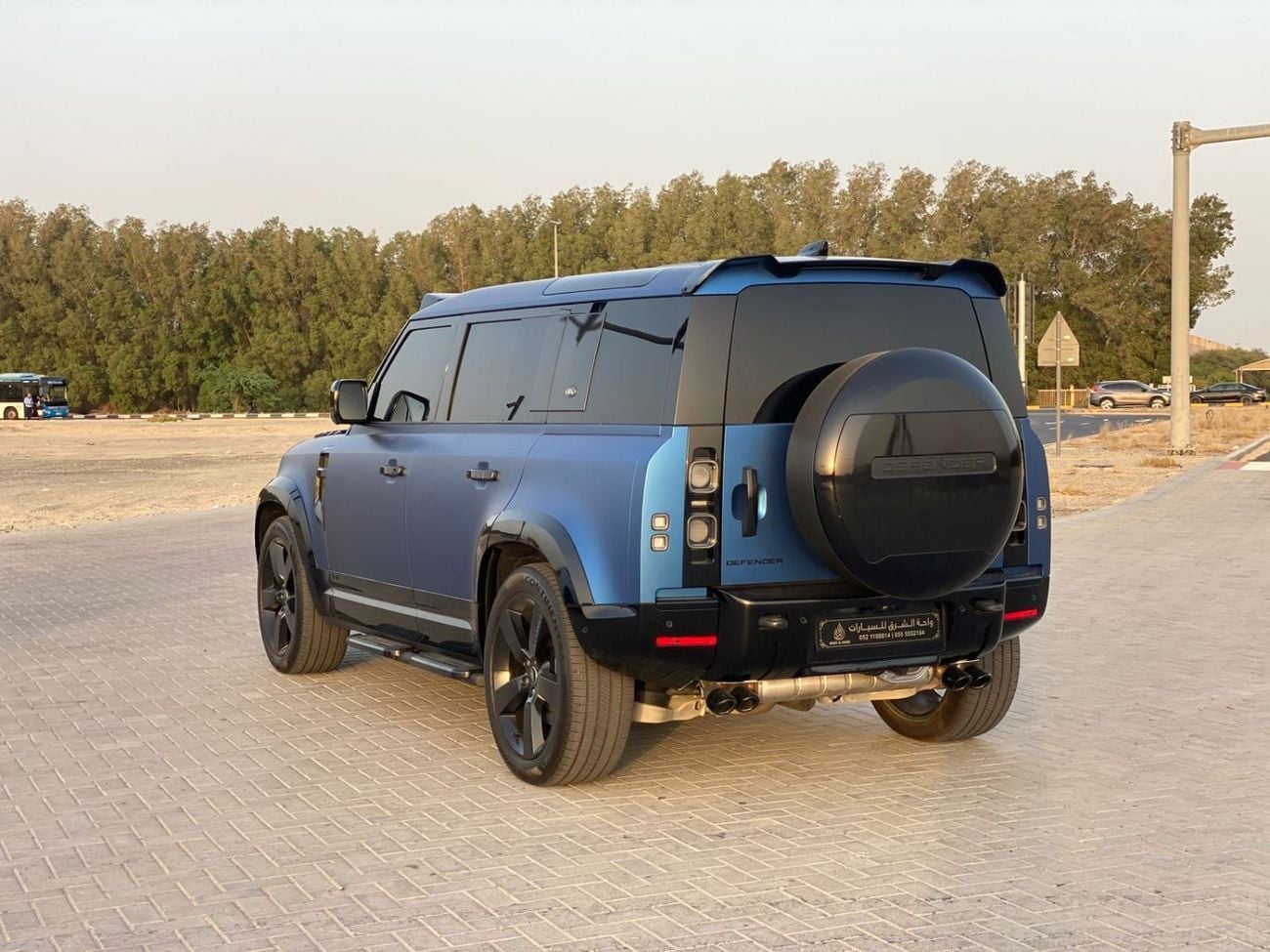 Land Rover Defender 110 X P525 5.0L