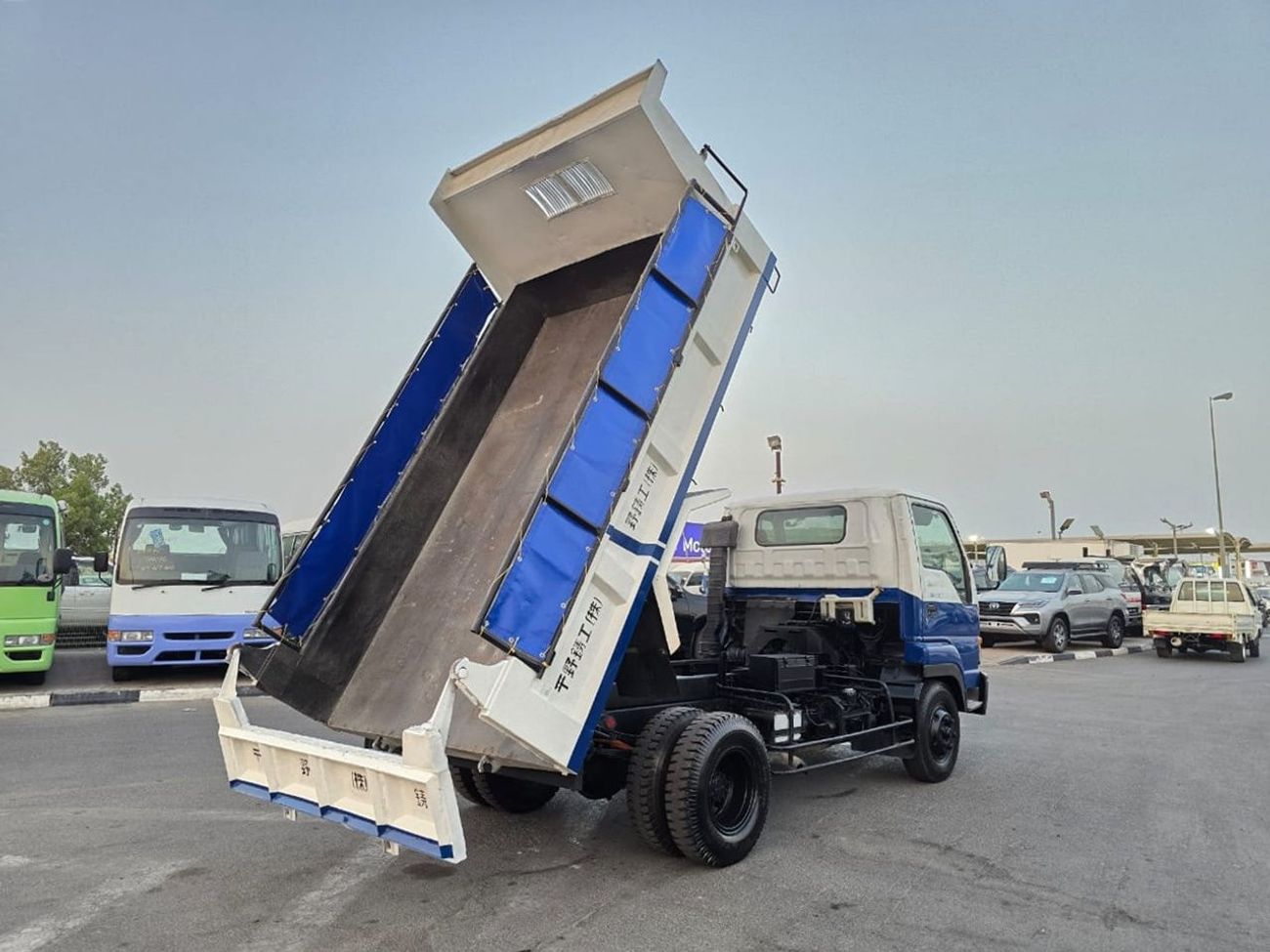 Isuzu Juston ISUZU JUSTON DUMPER TRUCK RHD 1997 MODEL 8.2 L DIESEL MANUAL(PM00542)