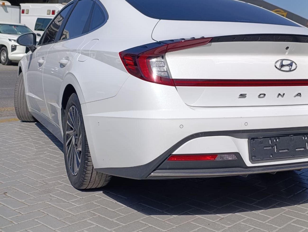 هيونداي سوناتا Base 2.0L