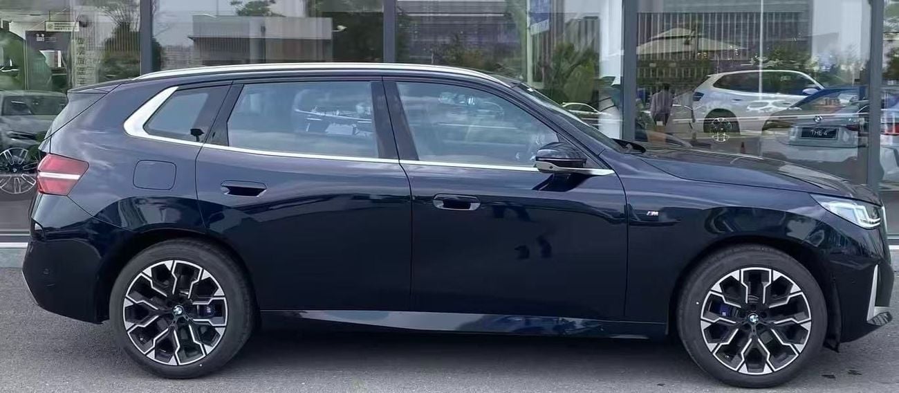 بي أم دبليو X3 xDrive30L Luxury M SportShadow Edition