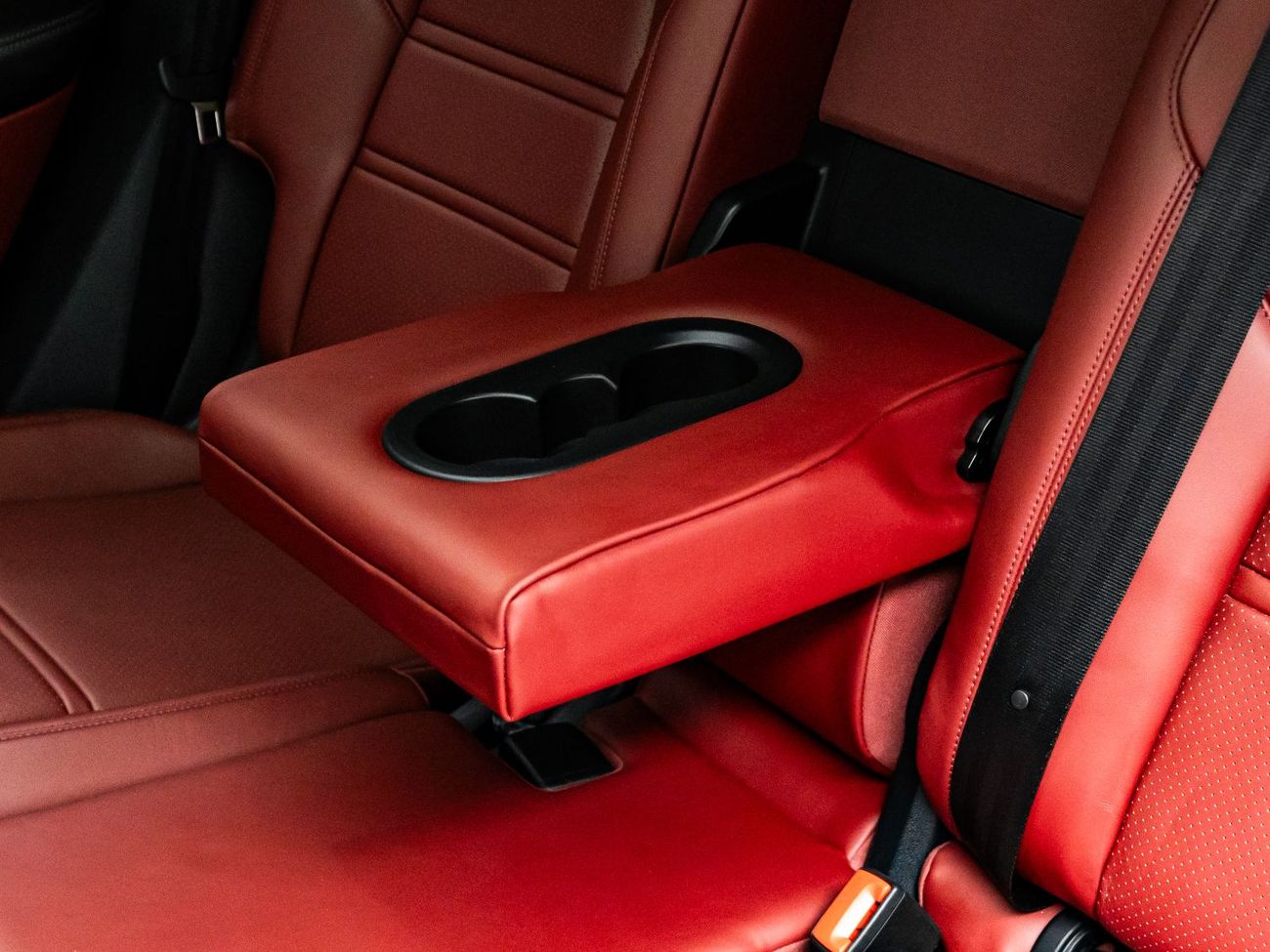 Porsche Cayenne GTS 4.0L (455 HP) 2022 Porsche Cayenne GTS Coupe, March 2027 Porsche Warranty, Full Service History,