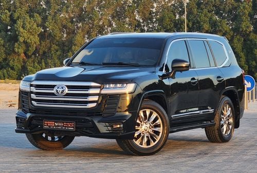 Toyota Land Cruiser GXR V8  MODEL 2012 UPGRADE 2024