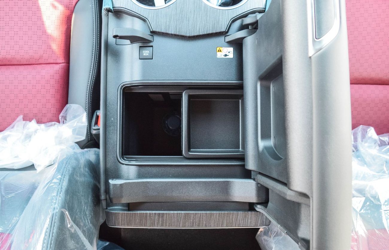 Toyota Land Cruiser TOYOTA LAND CRUISER VXR 3.3L 4WD DIESEL SUV 2025