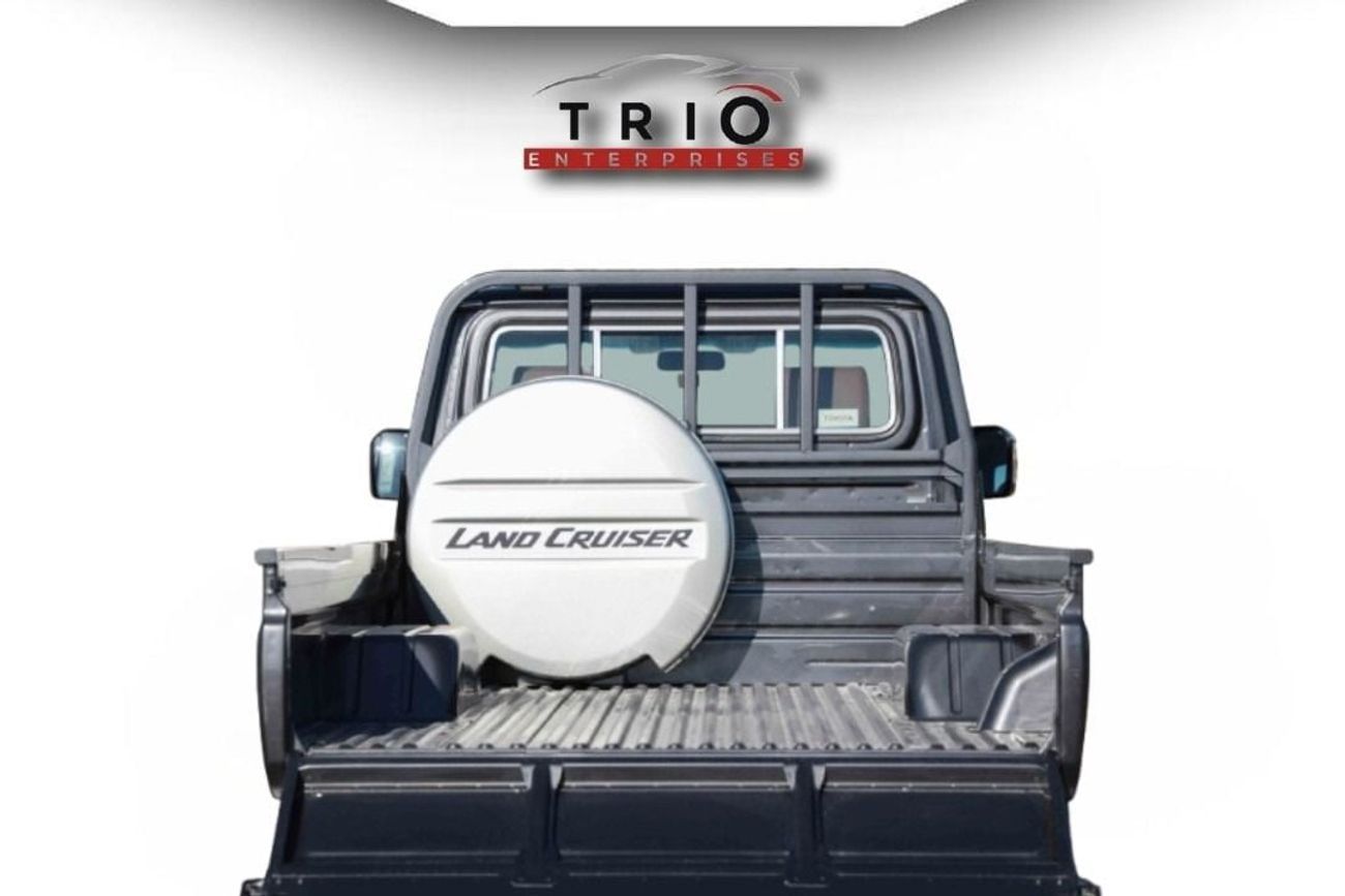 تويوتا لاند كروزر بيك آب TOYOTA LC79 PICKUP - S.CAB - 4.0L - PET - AT - 2025MY