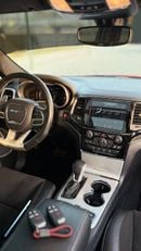 جيب جراند شيروكي SRT8 6.4L