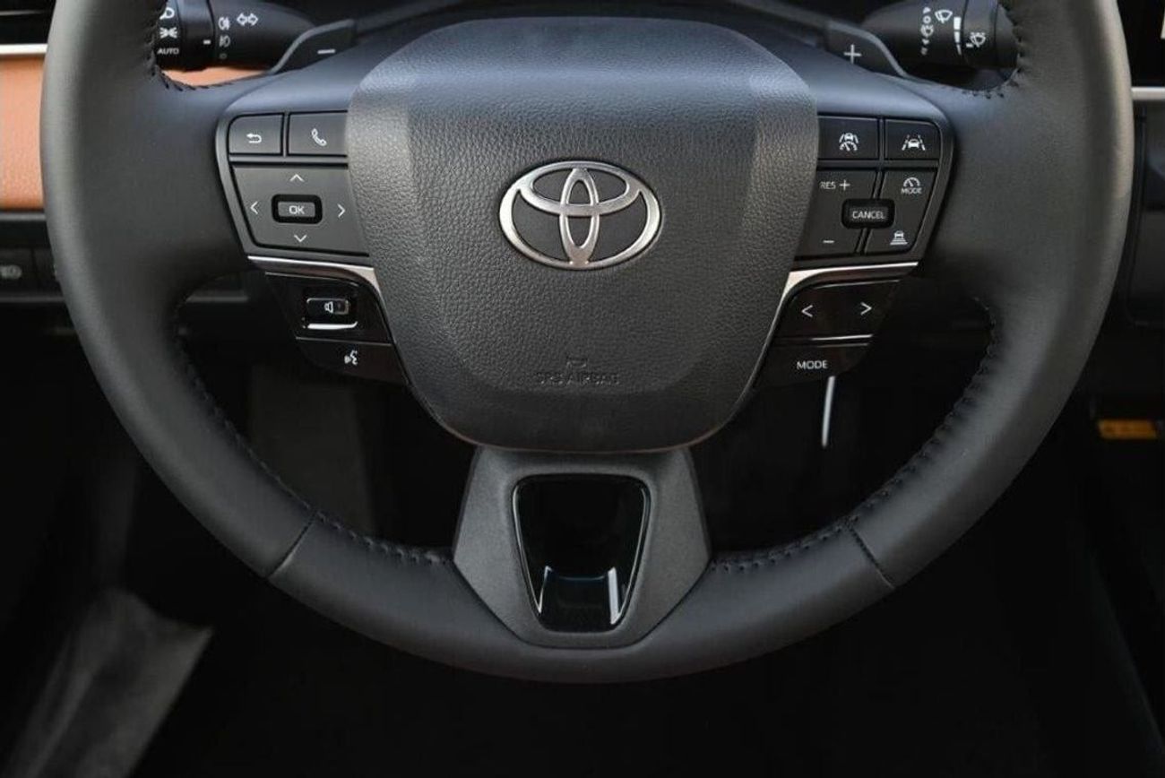 تويوتا كامري Grande 2.5L Petrol AT