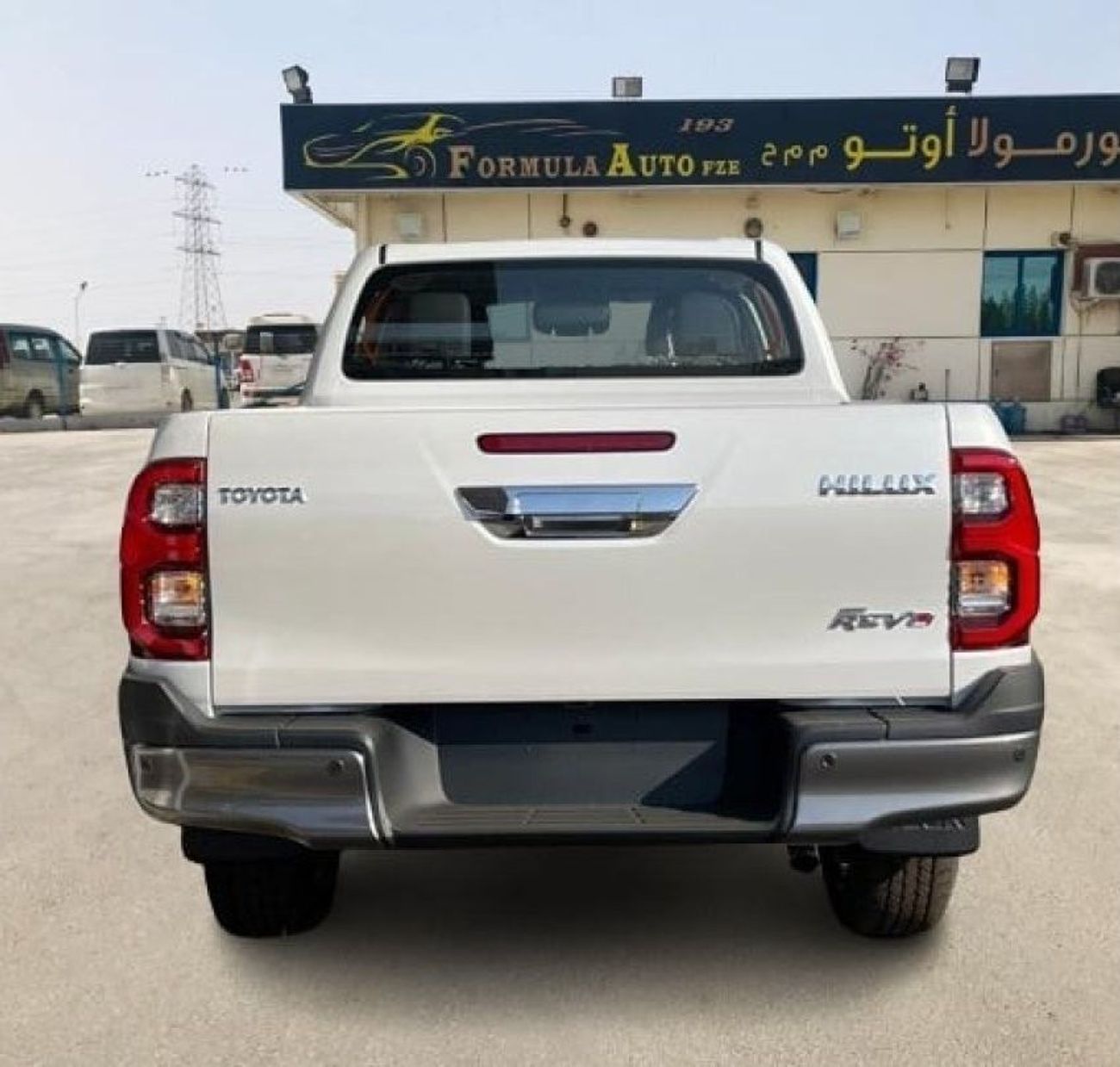 تويوتا هيلوكس REVO (RHD) 4X4 2.4L DSL M/T // 2024 // HIGH OPTION WITH LEATHER & POWER SEATS, DVD & BACK CAMERA //