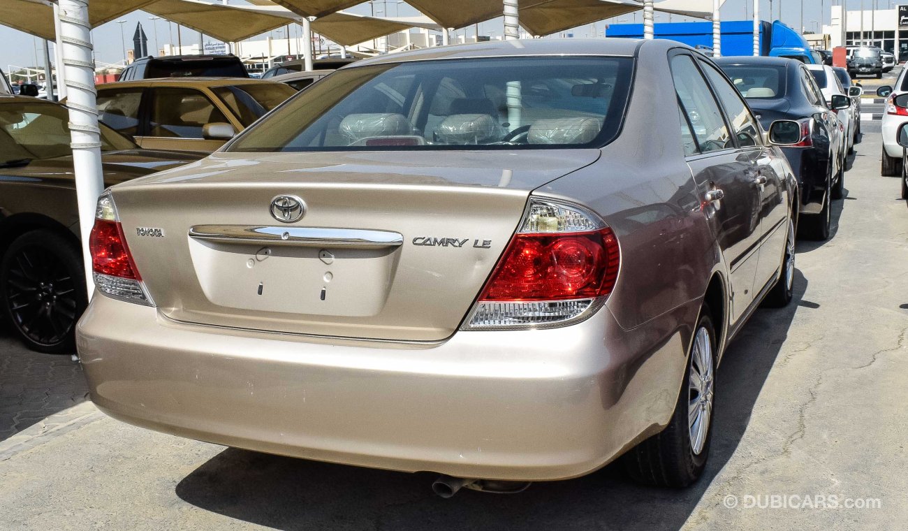 Toyota Camry LE