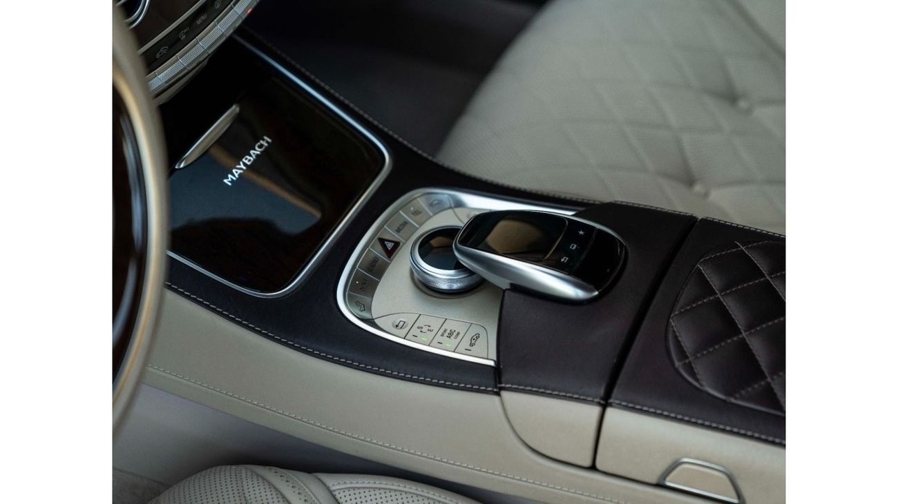 Mercedes Maybach S600 Maybach CASH OFFER!! MAYBACH 600 • EXTREMELY LOW KMS • 6.0L TURBOCHARGED V12 • GCC SPEC • PRISTINE CONDITION