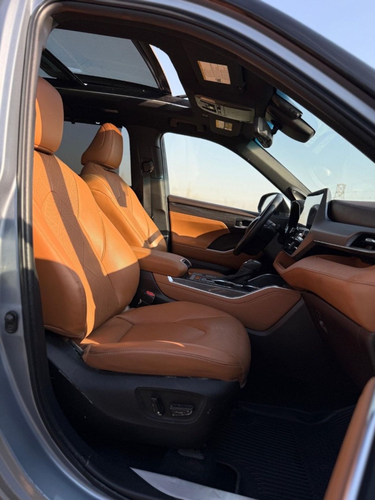 Toyota Highlander Limited 2.5L FWD Hybrid Limited 2.5L Panoramic,360 camera