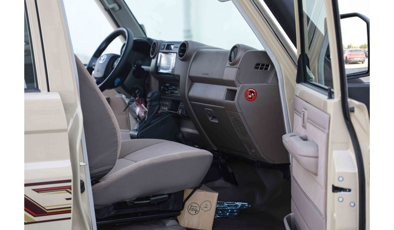 Toyota Land Cruiser Pick Up 2024 TOYOTA LAND CRUISER PICK UP LC79 DC 2.8- BEIGE inside BEIGE | Export Only