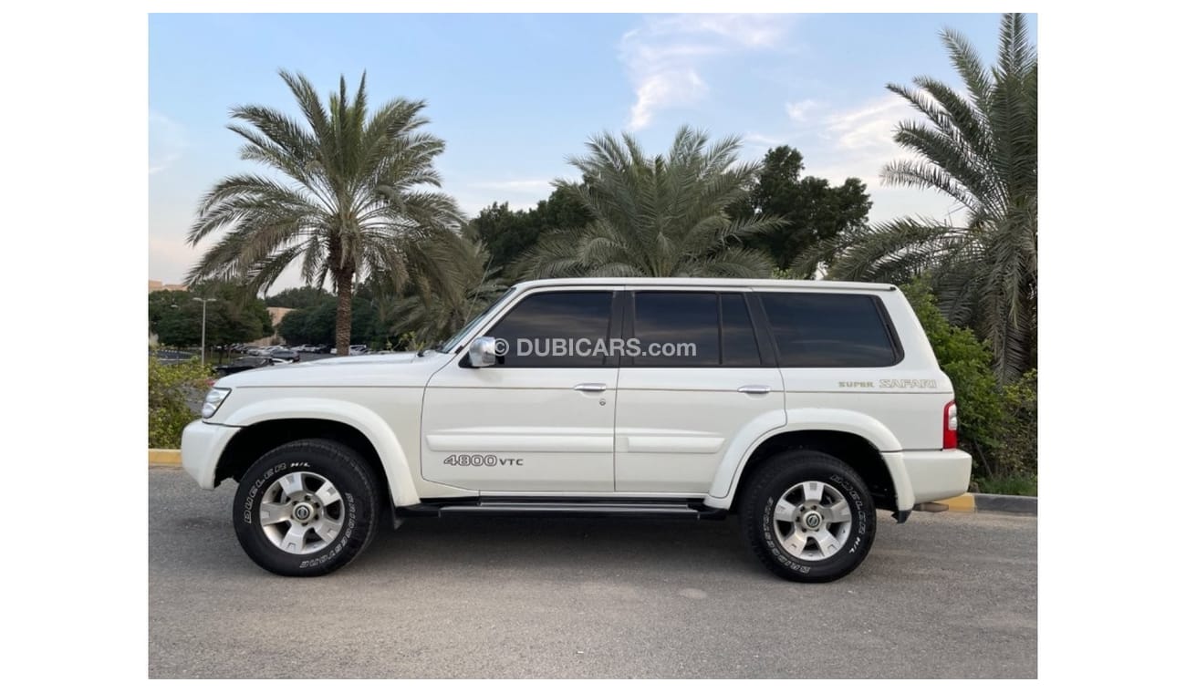 Nissan Patrol NISSAN PATROL Super safari model 2002 GCC Excellent Condition