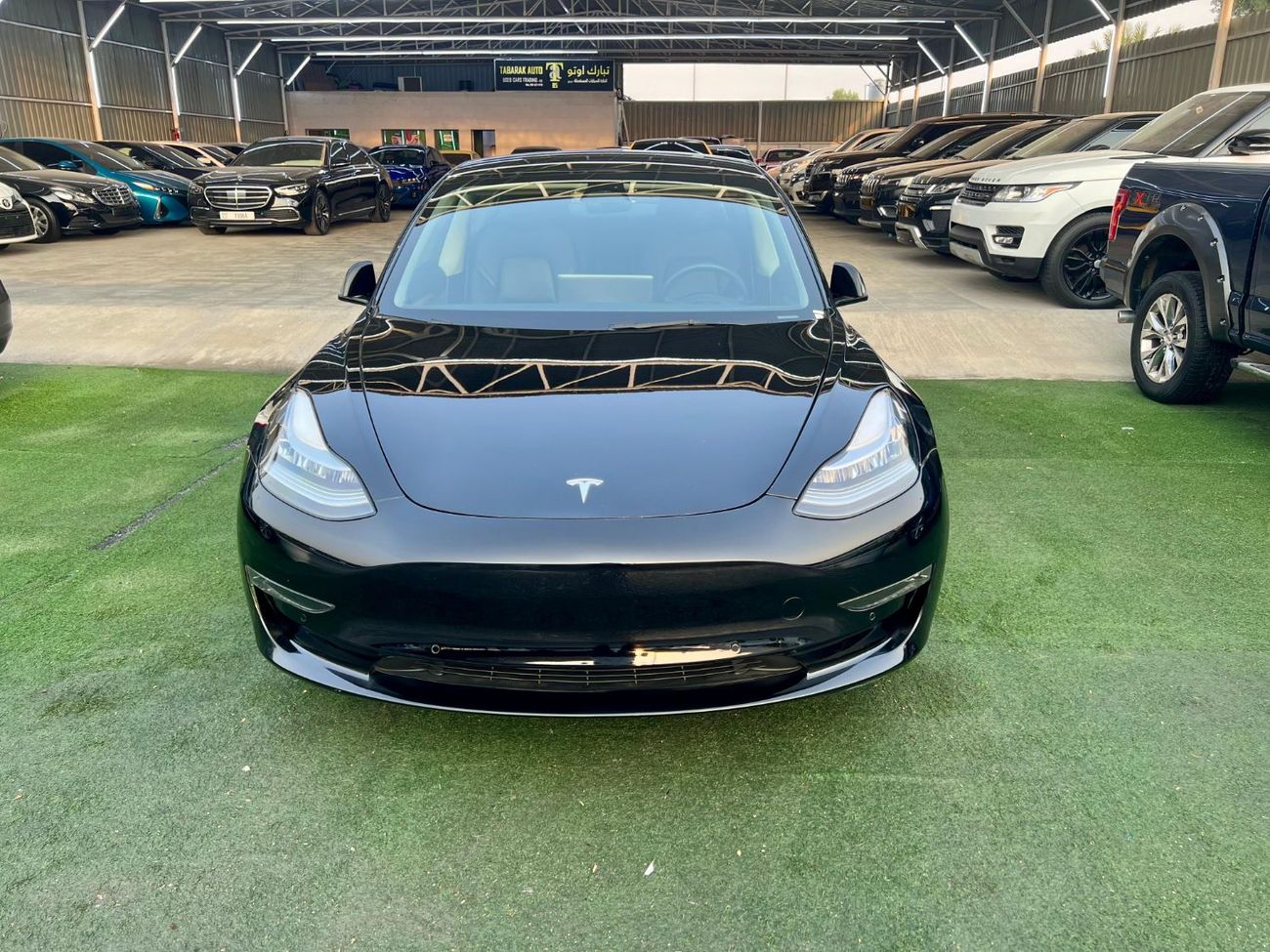 Tesla Model 3 Rear-Wheel Drive warranty 40,000 km and service
