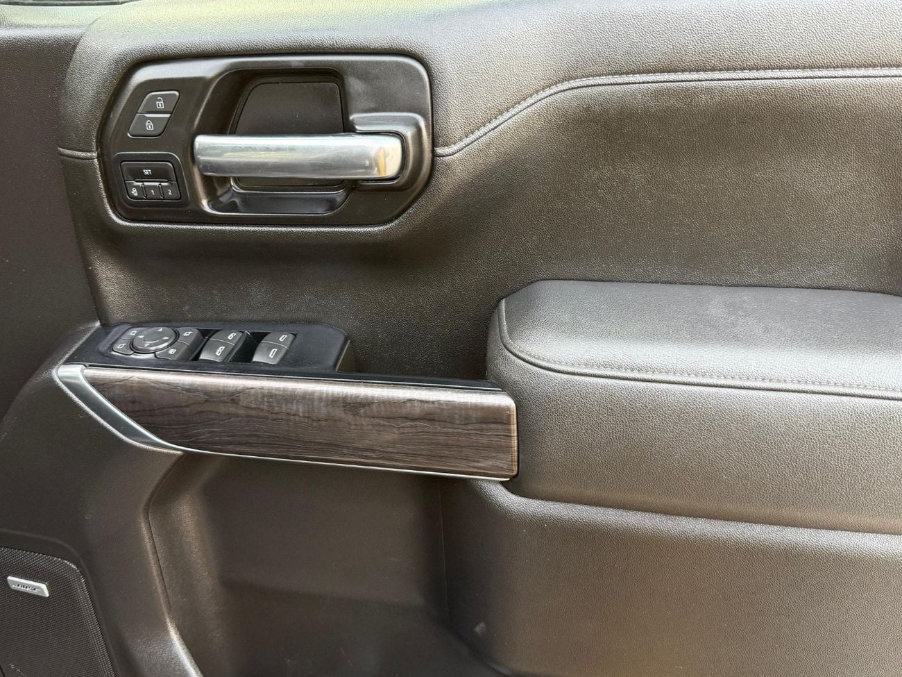 Chevrolet Silverado 1500 LTZ Premium